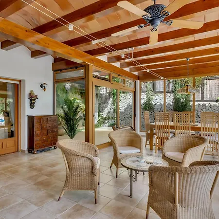 Casa Annabel Villa *